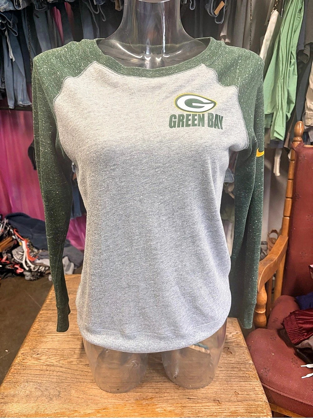 Nike Green Bay Packers NFL Long Sleeve Raglan Tee Gray & Green Small